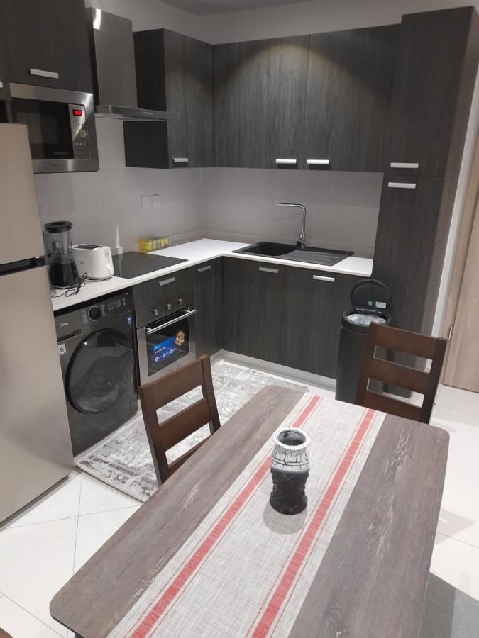 The Lennox D-Plus Apartments Accra Exteriör bild