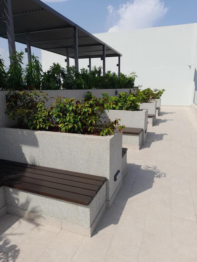 The Lennox D-Plus Apartments Accra Exteriör bild